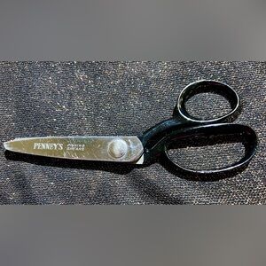 Vintage 7-1/2” PENNEY’S Pinking Shears / Scissors with Black Handles